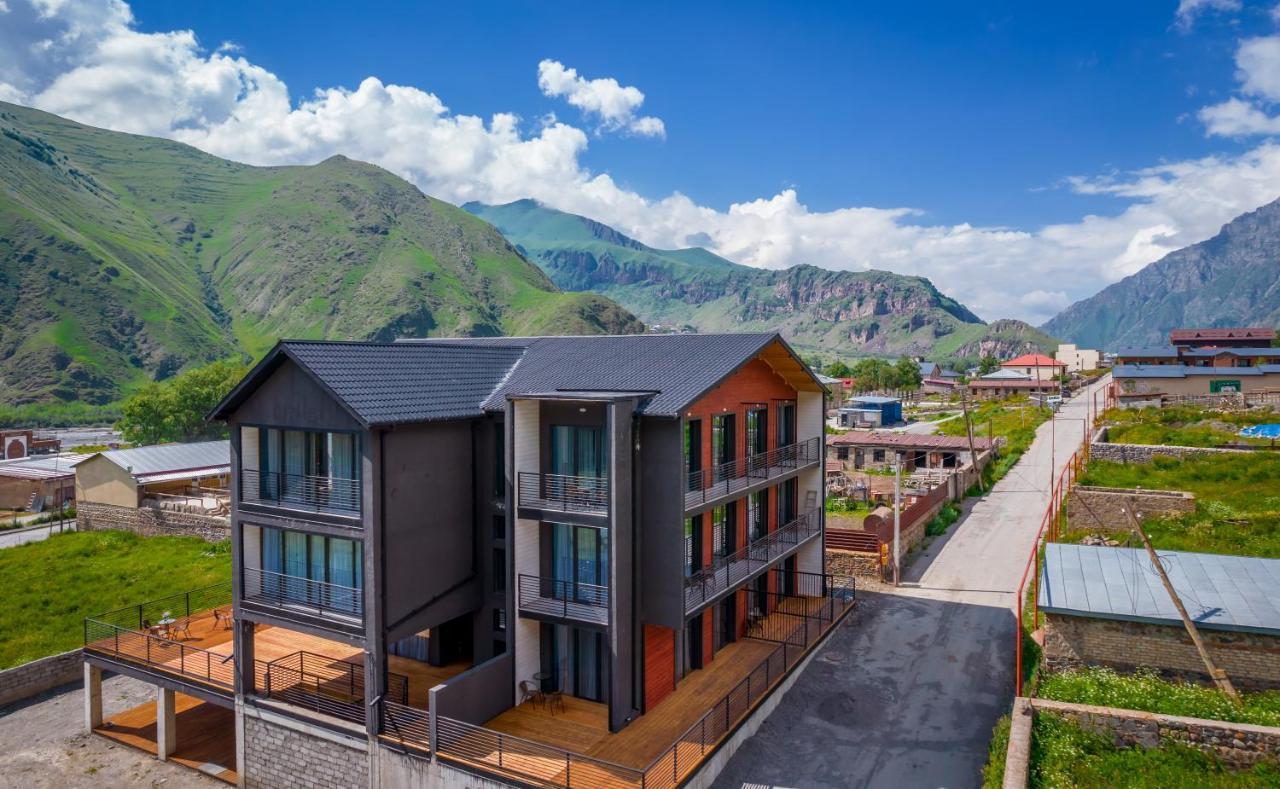 Hotel Darchi Kazbegi Bagian luar foto